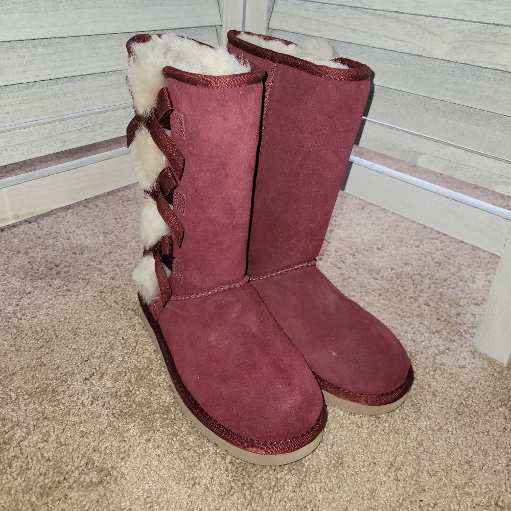 Koolabura by UGG Burgundy Suede Boots with Fur Lining - youth 5